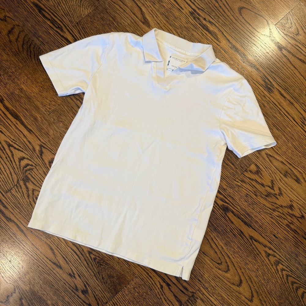 Denim & Flower White Polo Shirt (Boys size 11/12)